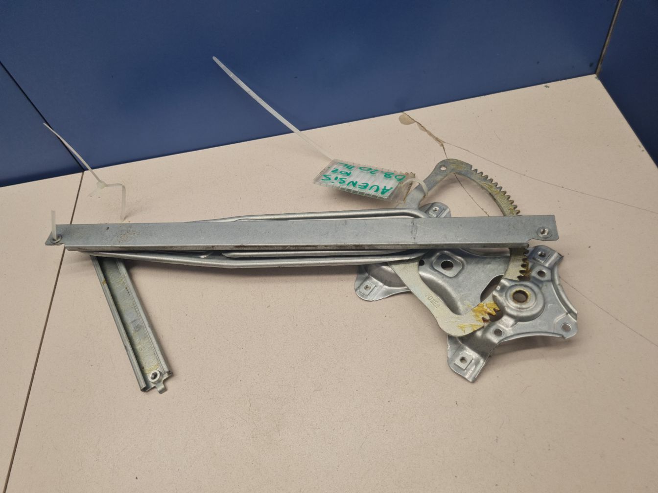  Кузов наружные элементы Toyota Avensis продажа