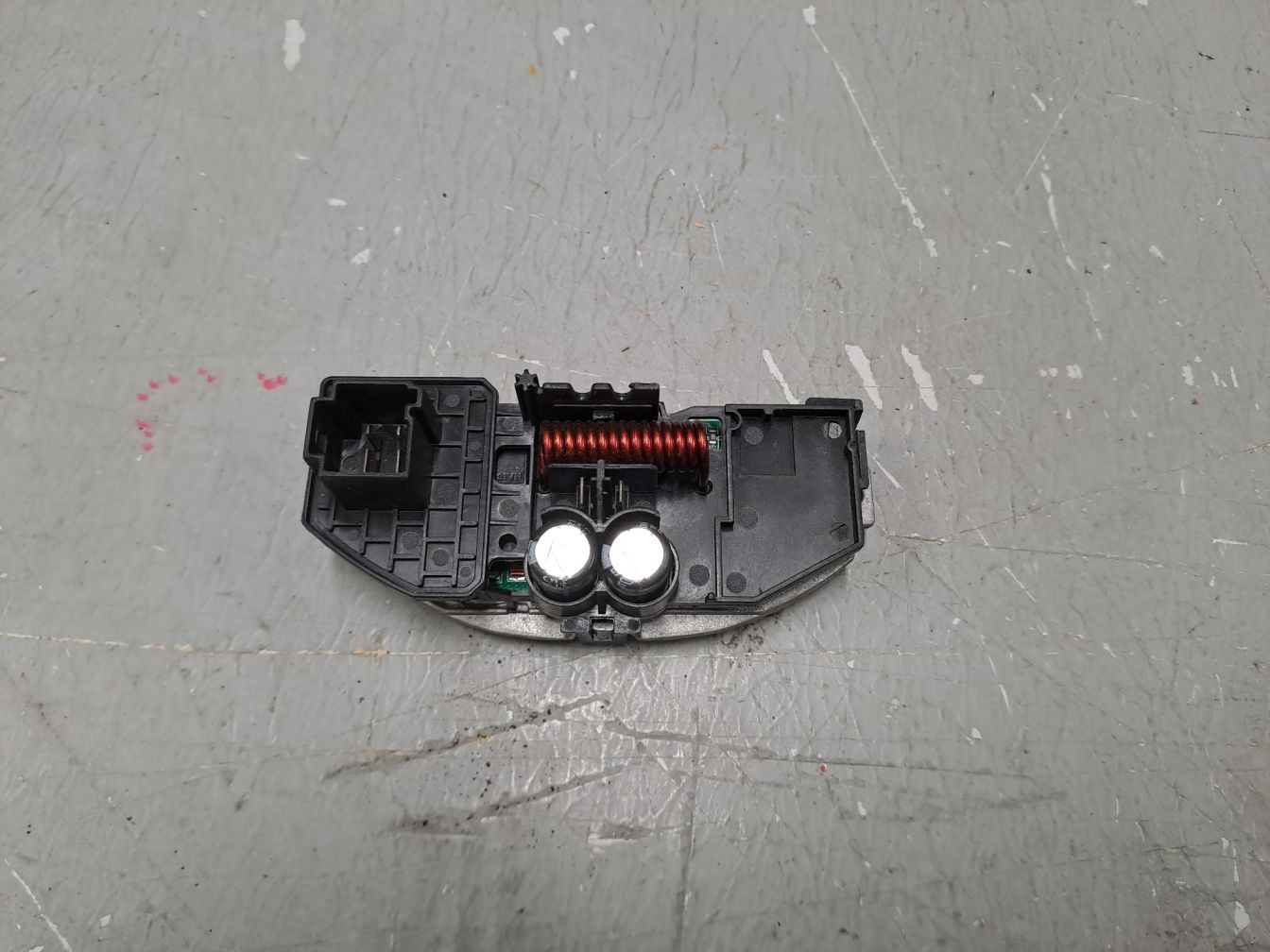  Электрооснащение Volkswagen Touareg продажа